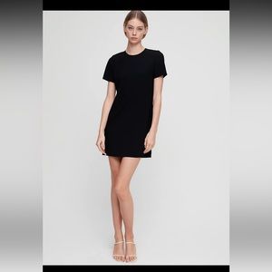 Aritzia Babaton shirt dress. Black size 4